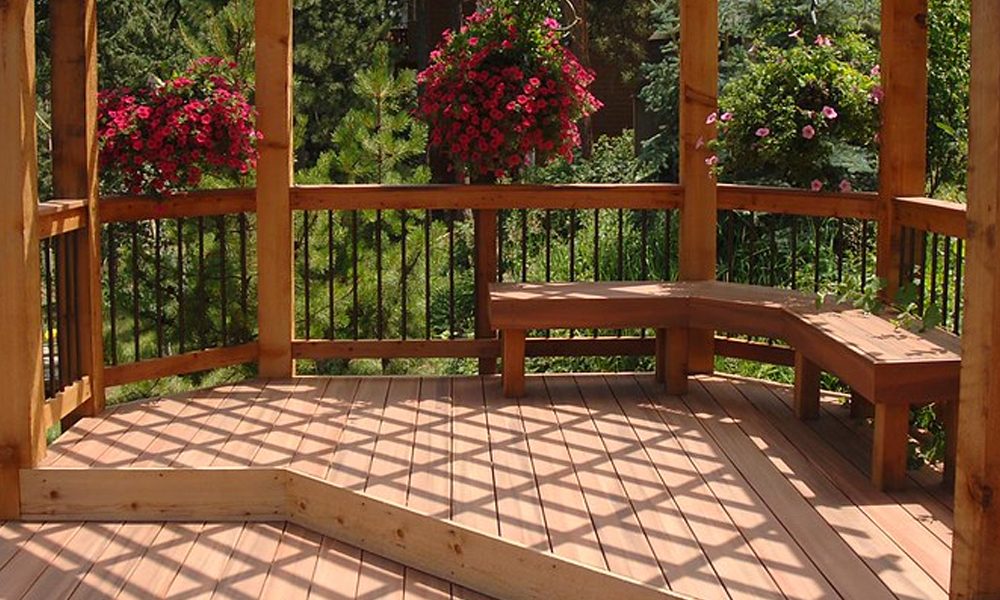 Composite vs Wood Deck Ohio: Best Material for Cincinnati